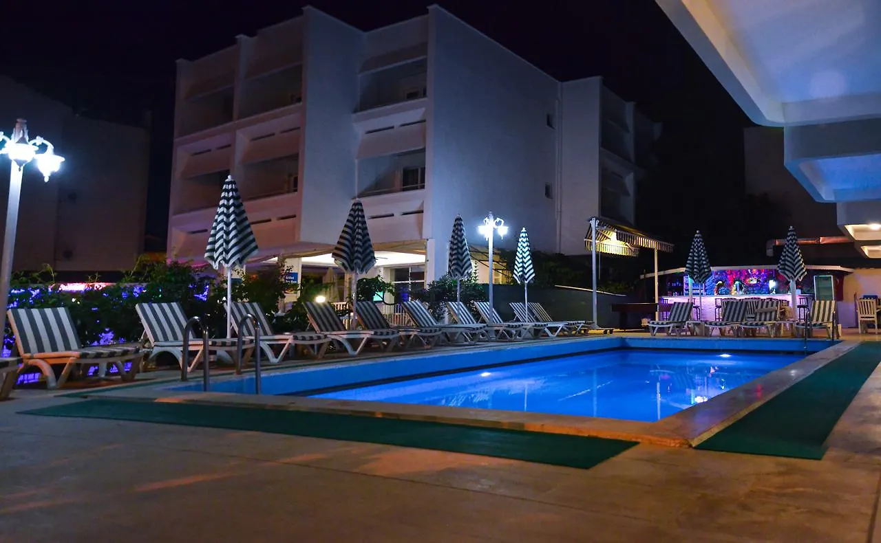 Hotel Green Palm 말마리스 3*,